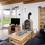 Nyaraló Cuxland Ferienpark-1 By Interhome *