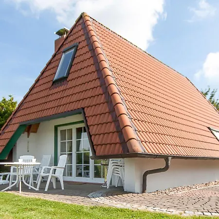 Сasa de vacaciones Cuxland Ferienpark-1 By Interhome Dorum-Neufeld